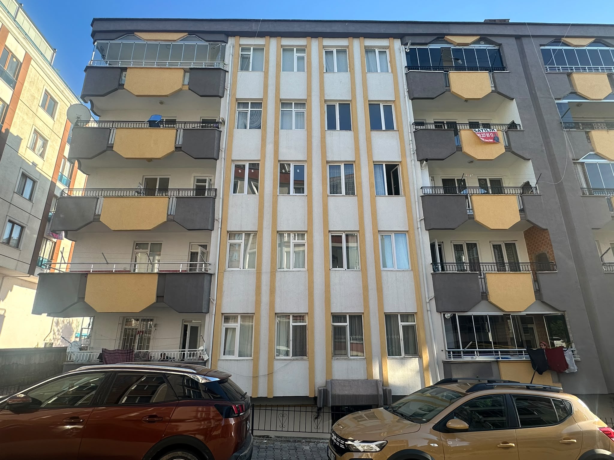 MABEL DEN ATATÜRK MH. ÇAKIRTEPE HASTANESİ YAKININDA GENİŞ 3+1